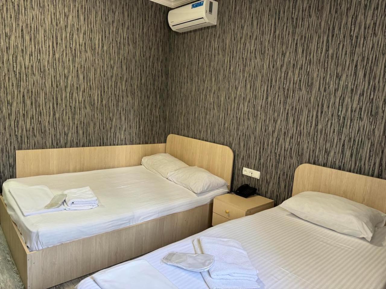 Hotel Skib Tbilisi Buitenkant foto