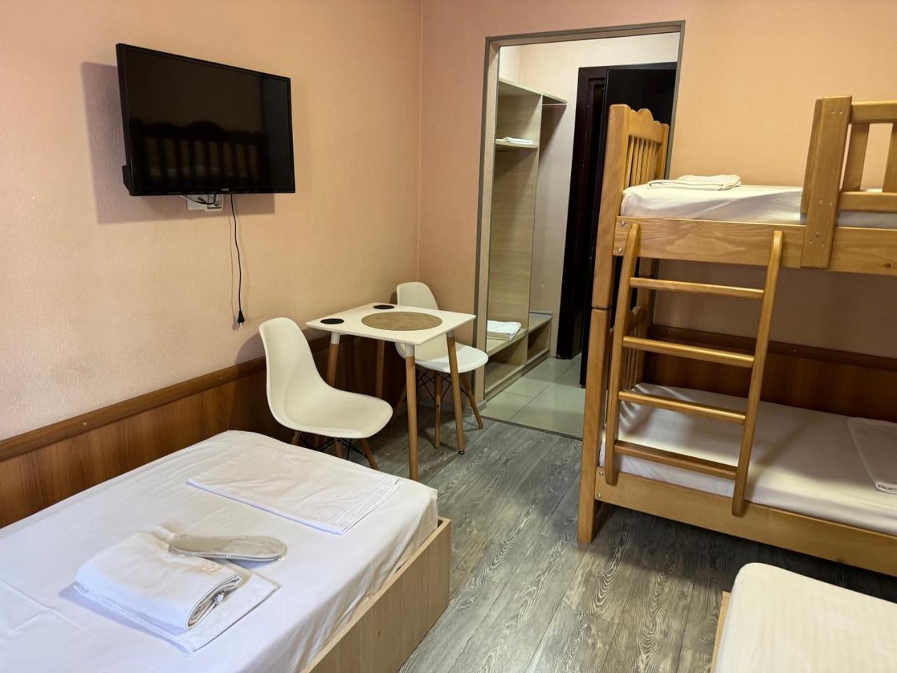 Hotel Skib Tbilisi Buitenkant foto